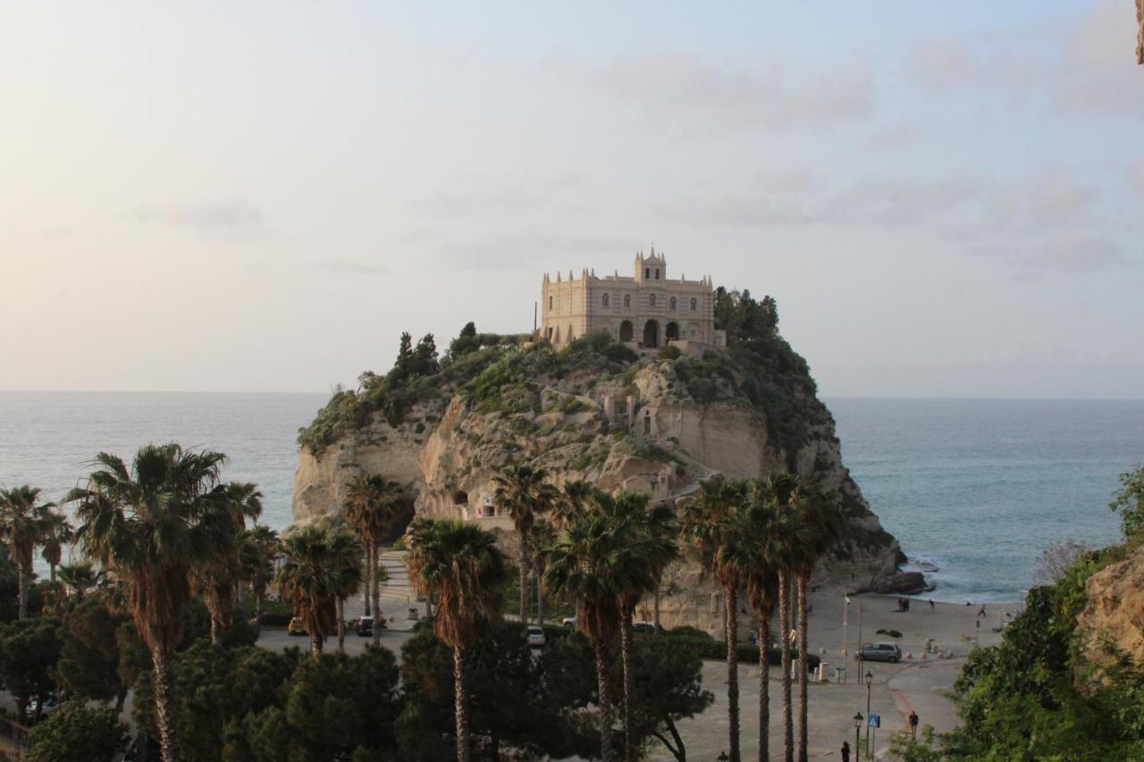 Don Francisco Rooms - Tropea Dış mekan fotoğraf
